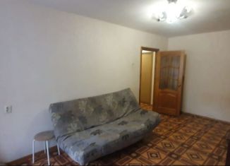 Продается однокомнатная квартира, 32 м2, Ростовская область, улица Малюгиной, 156