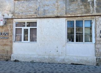 Продам трехкомнатную квартиру, 46 м2, Дербент, улица Курбанова, 19