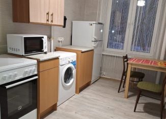 Сдаю в аренду 2-ком. квартиру, 36.8 м2, Москва, улица Фёдора Полетаева, 32к3, метро Кузьминки