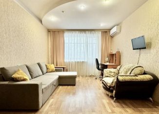 Сдача в аренду 1-ком. квартиры, 33 м2, Казань, улица Адоратского, 35