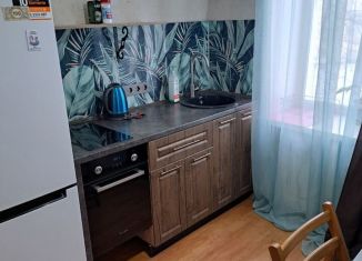 Продам 2-комнатную квартиру, 45.2 м2, Осинники, Советская улица, 7