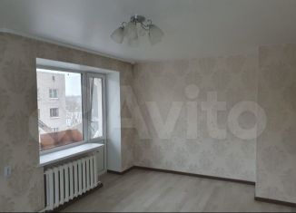 Продается однокомнатная квартира, 33 м2, Новгородская область, Хутынская улица, 27к2