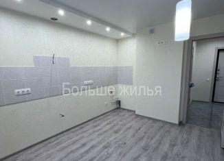 Продается 1-комнатная квартира, 37.1 м2, Волгоград, улица Расула Гамзатова, 19, район Семь Ветров