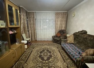 Продается 3-комнатная квартира, 67 м2, Усолье, Красноармейская улица, 90Б