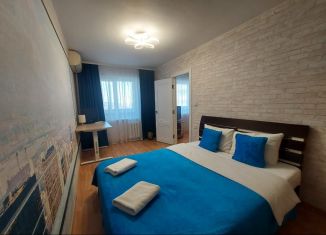 Сдам 2-комнатную квартиру, 40 м2, Владивосток, Семёновская улица, 25