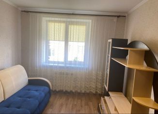 Аренда однокомнатной квартиры, 35 м2, Калуга, улица Братьев Луканиных, 11