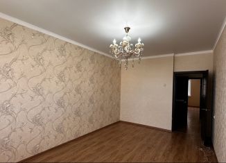 Продается 2-комнатная квартира, 61 м2, Ставрополь, улица Рогожникова, 1