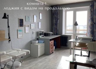 Трехкомнатная квартира на продажу, 68.3 м2, Волгоград, улица Маршала Ерёменко, 68