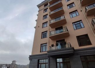 Продам трехкомнатную квартиру, 150 м2, Санкт-Петербург, проспект Динамо, 6