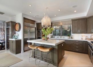 Продам трехкомнатную квартиру, 91.3 м2, Тюмень, улица Павла Никольского, 6, ЖК Акватория