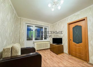 Трехкомнатная квартира в аренду, 67 м2, Самара, Красноглинский район, 16-й квартал, 13