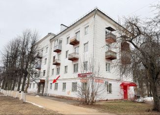 Продается 2-комнатная квартира, 50.2 м2, Кольчугино, улица Ленина, 12