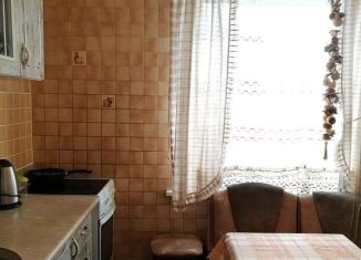 Сдам 3-комнатную квартиру, 66 м2, Балашиха, улица Фадеева, 6