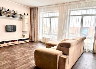 Продается двухкомнатная квартира, 79.8 м2, Абакан, улица Кирова, 112/1