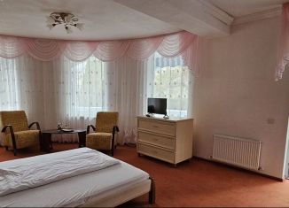 Продажа 2-ком. квартиры, 76 м2, Алупка, шоссе Свободы, 2