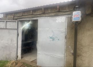 Продам гараж, 28 м2, поселок городского типа Новофёдоровка, Севастопольский переулок, 24