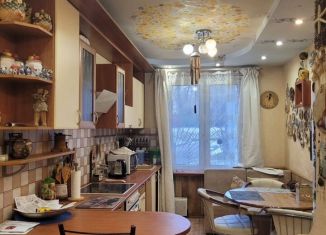 Продается 3-ком. квартира, 63 м2, Москва, улица Кулакова, 6, район Строгино