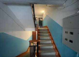 Продаю двухкомнатную квартиру, 43.2 м2, Тюмень, улица Будённого, 14, Ленинский округ