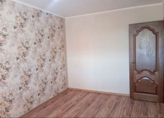 Продажа 2-комнатной квартиры, 58 м2, Крымск, улица Ворошилова, 4