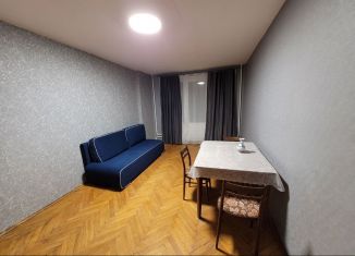 Сдаю в аренду 2-ком. квартиру, 45 м2, Москва, Амурская улица, 16к1, станция Локомотив