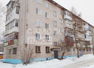 Продаю 1-ком. квартиру, 31.6 м2, Краснокамск, улица Энтузиастов, 7А