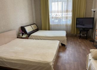 Сдаю в аренду 3-ком. квартиру, 89 м2, Татарстан, Чистопольская улица, 64