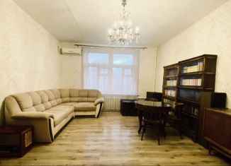 Продается 2-ком. квартира, 70 м2, Москва, Фрунзенская набережная, метро Спортивная