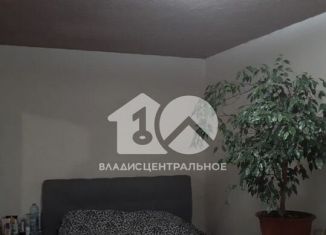 Продажа 2-комнатной квартиры, 43 м2, Новосибирск, Курганская улица, 38, метро Студенческая