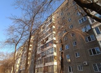 Продаю 3-ком. квартиру, 57.6 м2, Екатеринбург, улица Серафимы Дерябиной, 21, метро Геологическая