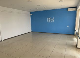 Сдается в аренду помещение свободного назначения, 40 м2, Грозный, микрорайон Ипподромный, улица А.А. Айдамирова, 131А