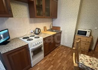 Продажа трехкомнатной квартиры, 75.8 м2, Москва, Синявинская улица, 11к16, САО