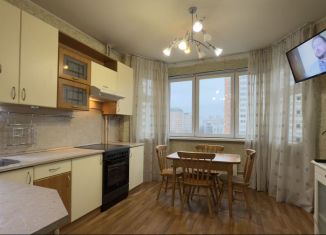 Сдается в аренду 3-ком. квартира, 82.5 м2, Москва, Зеленоградская улица, 25к4, район Ховрино