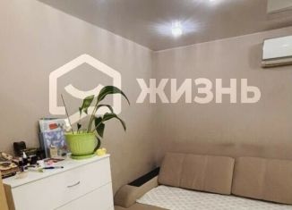 Продам 1-комнатную квартиру, 34.5 м2, Екатеринбург, метро Уральская, Автомагистральная улица, 9