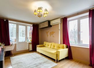 Продажа 2-ком. квартиры, 43 м2, Московский, 1-й микрорайон, 3