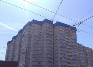 Продается 2-ком. квартира, 66 м2, Краснодар, проспект Чекистов, 42, микрорайон Юбилейный