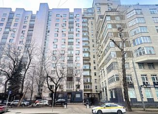 Продается 4-комнатная квартира, 125 м2, Москва, улица Александра Невского, 19-25, метро Маяковская