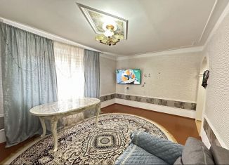 Продам 4-комнатную квартиру, 68 м2, Чечня, посёлок Абузара Айдамирова, 125