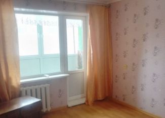 Продаю 2-ком. квартиру, 48.2 м2, село Урман, Центральная улица, 12