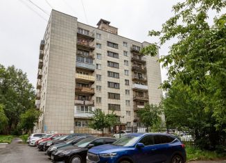 Продам трехкомнатную квартиру, 102 м2, Екатеринбург, Парковый переулок, 14, метро Динамо