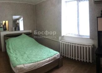 Продам 2-ком. квартиру, 45.3 м2, Феодосия, Греческая улица, 3