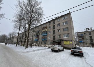 Продается 1-ком. квартира, 30 м2, Ленинградская область, улица Есенина, 5