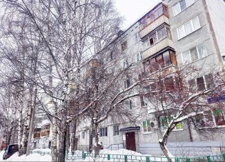 Двухкомнатная квартира на продажу, 44 м2, Сыктывкар, улица Карла Маркса, 176, Октябрьский район