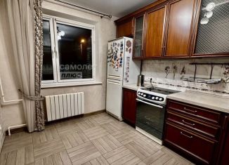 Продам 2-ком. квартиру, 55 м2, Москва, Варшавское шоссе, 152к8, метро Аннино