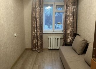 Комната в аренду, 11 м2, Санкт-Петербург, улица Александра Матросова, 14, метро Лесная