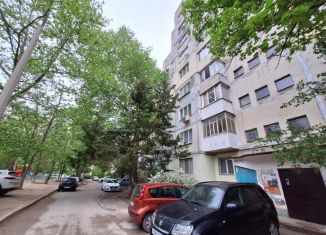 Продажа трехкомнатной квартиры, 63 м2, Симферополь, улица 1-й Конной Армии, 74А