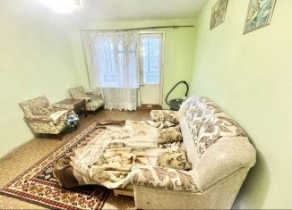 Сдам в аренду 2-комнатную квартиру, 45 м2, Краснокамск, улица Победы, 6