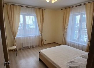 Сдаю двухкомнатную квартиру, 56 м2, Пермь, улица Революции, 48Б