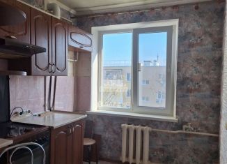 Аренда двухкомнатной квартиры, 48 м2, Керчь, Заречная улица, 30