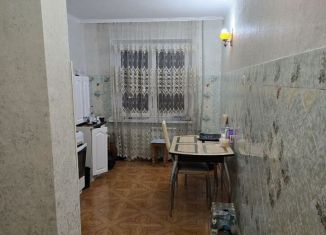 Продается 4-ком. квартира, 95 м2, Владикавказ, Московская улица, 54, 8-й микрорайон