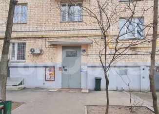 Сдам 2-ком. квартиру, 56 м2, Москва, улица Кравченко, 8